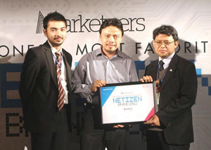 Blue Bird Group mendapatkan penghargaan Netizen Brand 2012